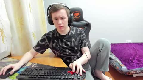 iliaskris online show from 12/22/25, 10:29