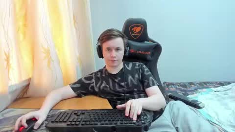 Snapshot of iliaskrislove chatting on 06/11/26, 12:32 iliaskris online show from 06/11/26, 12:32
