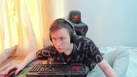 Snapshot of iliaskrislove chatting on 06/14/26, 01:14 iliaskris online show from 06/14/26, 01:14