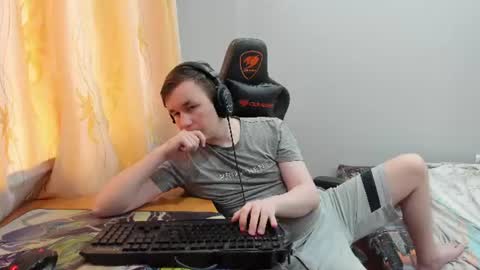 Snapshot of iliaskrislove chatting on 06/15/26, 02:41 iliaskris online show from 06/15/26, 02:41