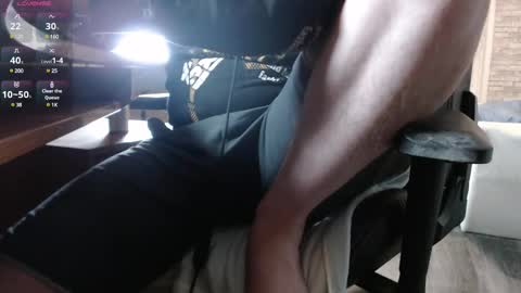 Snapshot of iliaskrisloveee chatting on 03/06/25, 10:04 lord online show from 03/06/25, 10:04