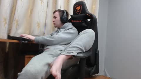 Snapshot of iliaskrisloveee chatting on 12/01/25, 04:17 lord online show from 12/01/25, 04:17