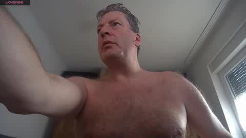 iliebetight online show from 12/22/25, 11:07