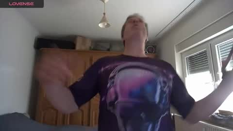 iliebetight online show from 04/21/26, 09:59