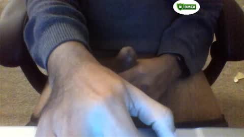 Snapshot of ilikecookies83 chatting on 11/25/25, 05:07 ilikecookies83 online show from 11/25/25, 05:07