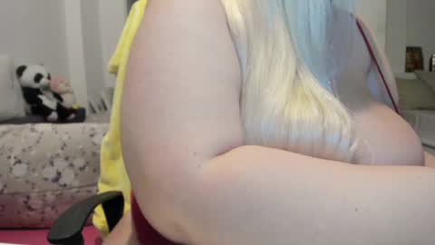Snapshot of ilikefacial chatting on 01/30/25, 06:10 Bamby online show from 01/30/25, 06:10