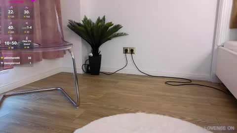 Emma online show from 10/25/25, 05:48