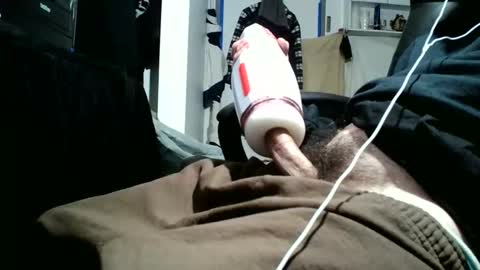 Snapshot of iliketofuck1975 chatting on 11/28/25, 09:12 iliketofuck1975 online show from 11/28/25, 09:12