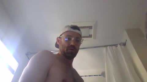 Snapshot of ilikeyou5847 chatting on 10/03/25, 08:28 ilikeyou5847 online show from 10/03/25, 08:28