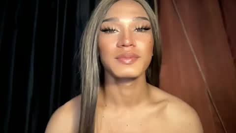 QUEEN KATH online show from 02/10/26, 04:38