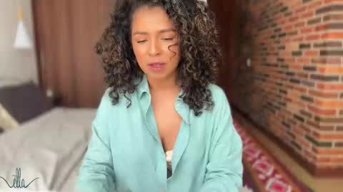 Snapshot of illaroom chatting on 12/06/24, 03:33 Kloe online show from 12/06/24, 03:33