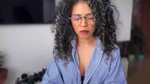 Kloe online show from 02/13/26, 09:11