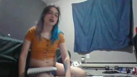 Lilly online show from 04/19/26, 02:33