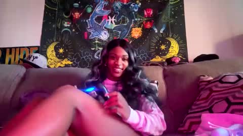 Snapshot of illoqu3nt chatting on 03/01/26, 08:55 Dre online show from 03/01/26, 08:55