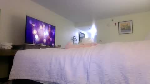 Snapshot of illuminatiheadspace1 chatting on 09/14/25, 07:13 illuminatiheadspace1 online show from 09/14/25, 07:13