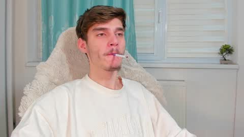 Snapshot of illusions888 chatting on 02/06/25, 02:15 D-Illusion online show from 02/06/25, 02:15