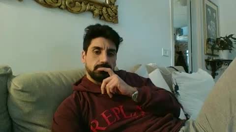 Snapshot of ilmangj90 chatting on 01/28/25, 03:25 ilmangj90 online show from 01/28/25, 03:25