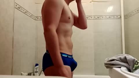 ilovecuteguy79 online show from 04/04/26, 05:16