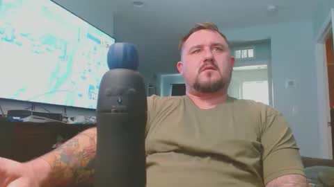 Snapshot of ilovedaddy19993433 chatting on 12/22/25, 04:04 Letsgogetit online show from 12/22/25, 04:04