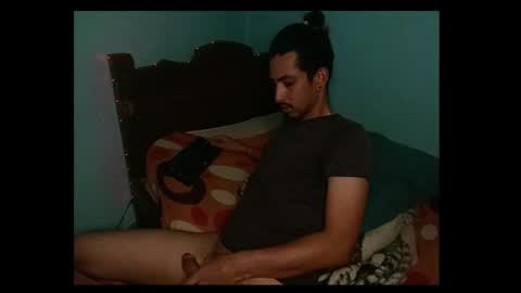 Snapshot of iloveman24 chatting on 12/29/24, 10:57 AARON online show from 12/29/24, 10:57