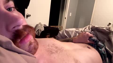 Snapshot of ilovemilfs2424 chatting on 12/08/24, 12:08 Matthew online show from 12/08/24, 12:08