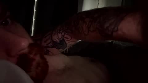 Snapshot of ilovemilfs2424 chatting on 01/01/25, 05:33 Matthew online show from 01/01/25, 05:33