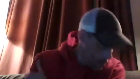 Snapshot of ilovesquirterz1 chatting on 01/21/25, 10:41 Ilovesquirterz1 online show from 01/21/25, 10:41