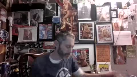 ilovewomensmokers0935 online show from 03/15/26, 01:33