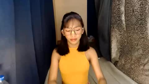 Snapshot of iloveyou28xx chatting on 05/25/26, 12:11 CALL ME JEN YOUR SWEET GIRL 3 online show from 05/25/26, 12:11