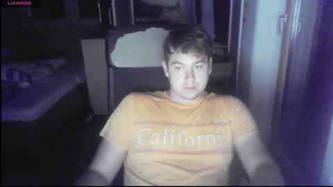 iloveyoutoo2000 online show from 09/23/25, 05:38