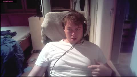 iloveyoutoo2000 online show from 10/08/25, 05:54