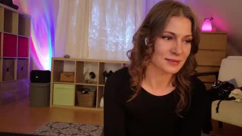 Snapshot of ilucyme chatting on 01/07/25, 07:28 ilucyme online show from 01/07/25, 07:28