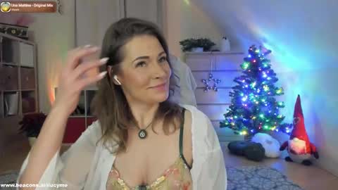 Snapshot of ilucyme chatting on 11/27/25, 03:36 ilucyme online show from 11/27/25, 03:36