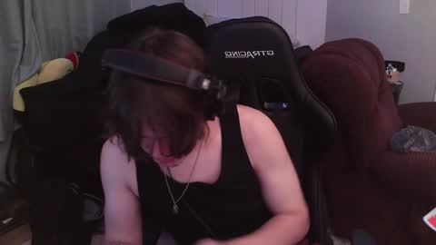 Snapshot of iluvurgirl chatting on 12/08/24, 07:05 luna online show from 12/08/24, 07:05