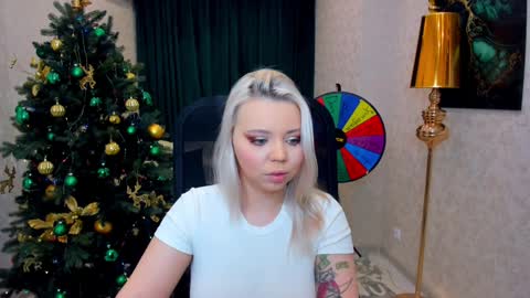 Roxy online show from 12/26/24, 07:49