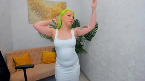 Roxy online show from 01/10/25, 11:29