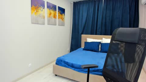 Roxy online show from 01/20/25, 01:50