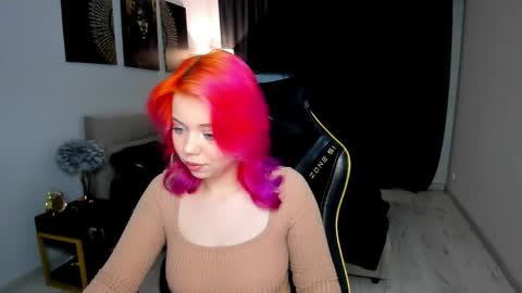 Roxy online show from 04/14/26, 05:52