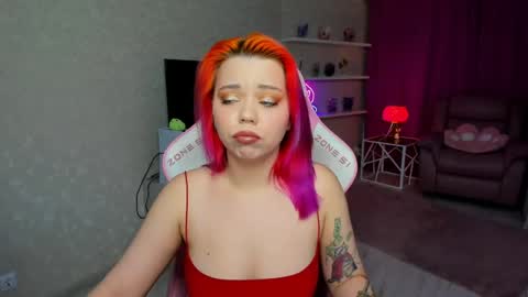 Roxy online show from 04/15/26, 07:58