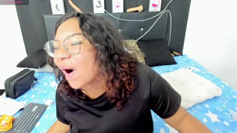 Angela online show from 01/27/25, 11:11