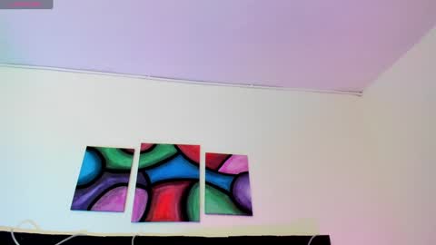 Angela online show from 02/08/25, 09:03