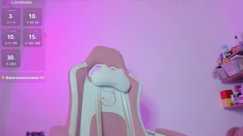 Angela online show from 09/25/25, 12:58