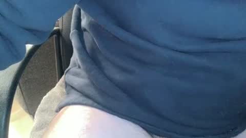 Snapshot of im_blu chatting on 02/13/25, 05:37 im_blu online show from 02/13/25, 05:37