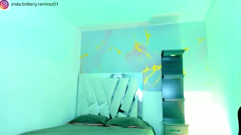 im_brittany_333 online show from 02/16/26, 03:46