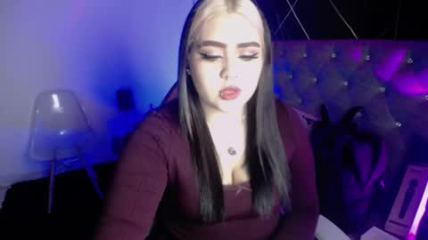 im_bunny__ online show from 11/14/25, 11:42