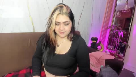 im_bunny__ online show from 12/16/25, 04:12