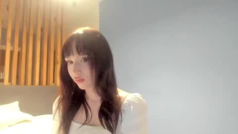 Blonde and Brunette or Ashley and Ellis online show from 11/07/25, 10:21