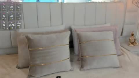 Snapshot of im_dalhia chatting on 01/04/25, 01:31 DAHLIA online show from 01/04/25, 01:31