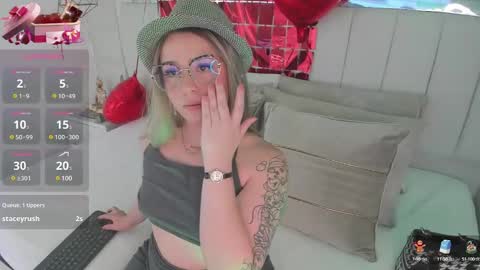 Snapshot of im_dalhia chatting on 02/15/25, 07:39 DAHLIA online show from 02/15/25, 07:39
