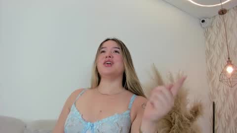 DAHLIA online show from 03/15/26, 01:28